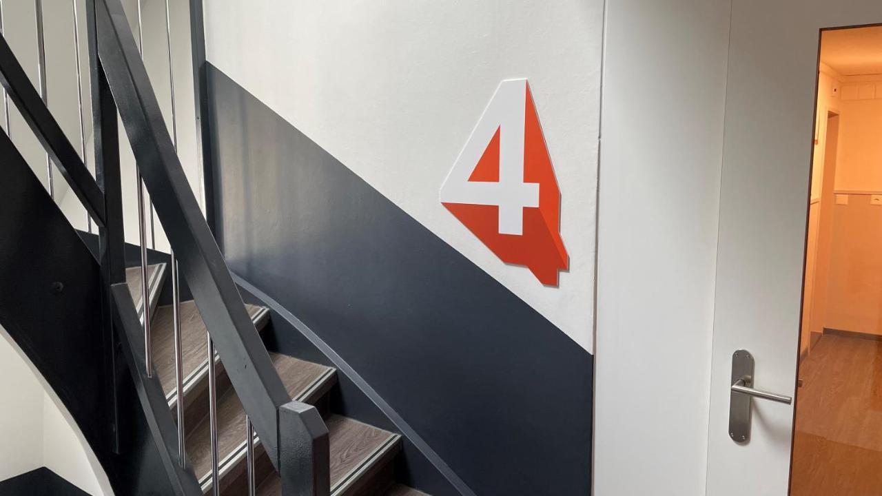 Easyhotel Zuerich Limmatplatz Exteriör bild